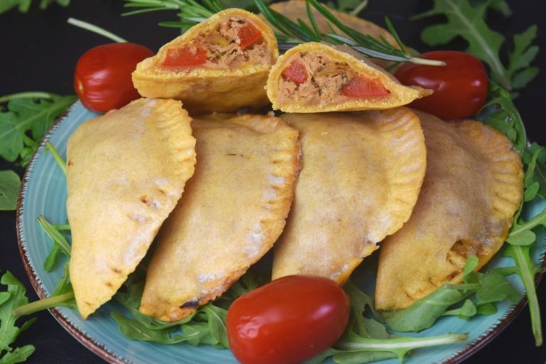 Empanadas mit Thunfisch Thermomix® Rezept - Danis treue Küchenfee